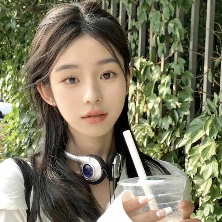 摩纳哥女孩